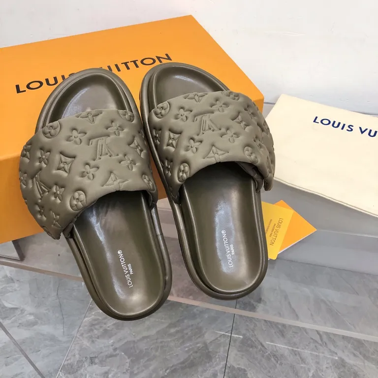 Louis Vuitton Shoe 